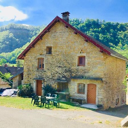 Gite Des Reculees Ladoye-sur-Seille Eksteriør bilde