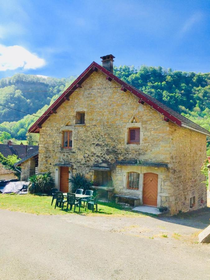 Gite Des Reculees Ladoye-sur-Seille Eksteriør bilde